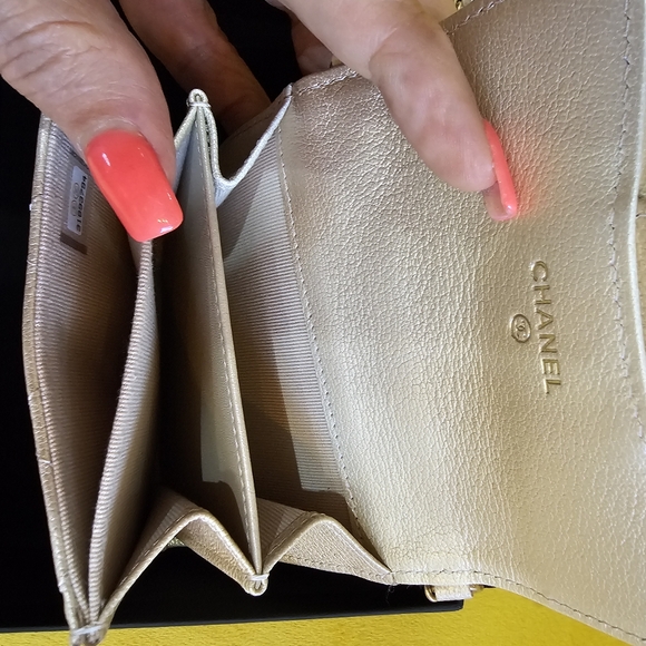 Bnwt Chanel Wallet on Chain full inclusion - Picture 4 of 6